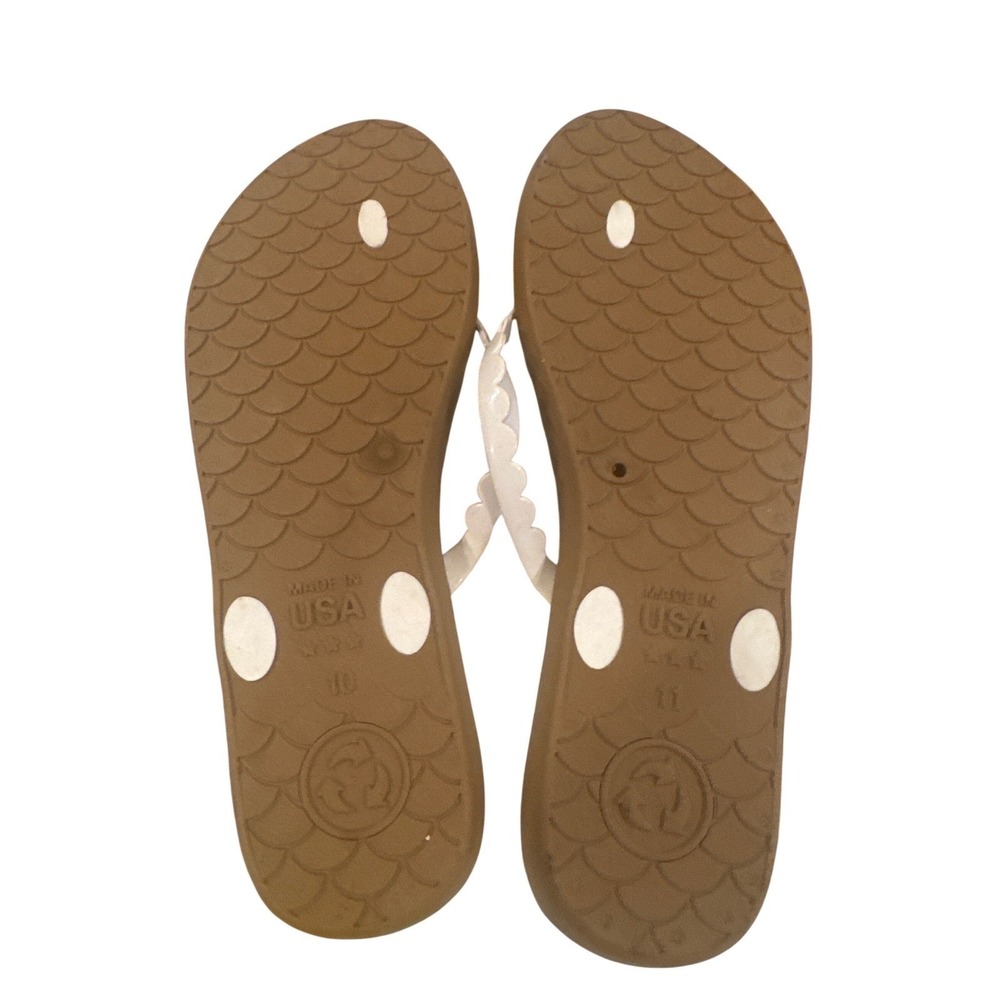 Oka-B Womens Scalloped Flip Flopd Tan White Size 11 Made in USA Waterproof - Picture 3 of 4